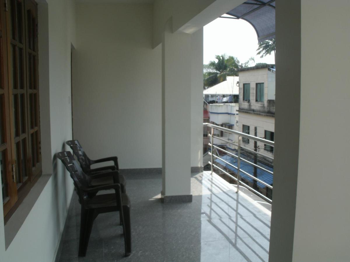 Jacaranda Holiday Home Kochi Kültér fotó